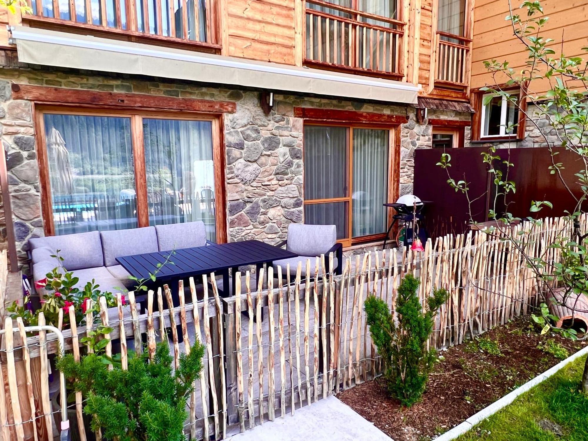 Boutique Apartment Sonnenhang - Incl Rooftop Spa Fliess Εξωτερικό φωτογραφία